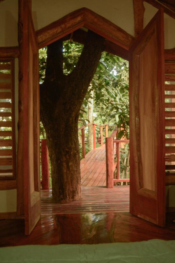 Tukulolo Treehouses Makaunga Kültér fotó
