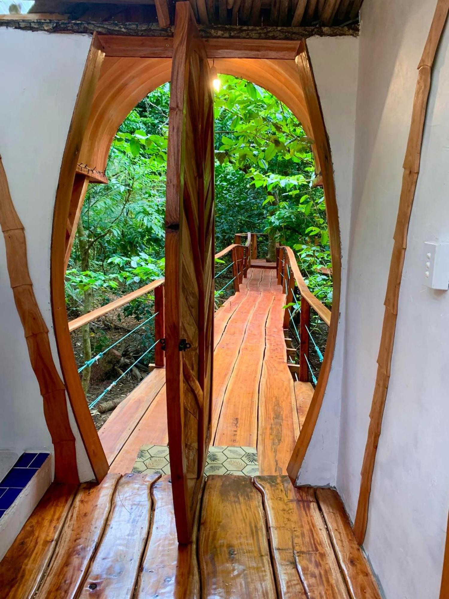 Tukulolo Treehouses Makaunga Kültér fotó